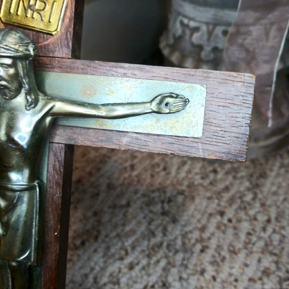 Antique Wood & Brass Small Wall Hanging Crucifix Made In Germany - Picture 4 of 10